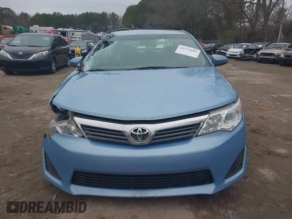 2012 Toyota Camry L with VIN 4T1BF1FK7CU598263, listed as a IAAI auction lot 41475685 with 192,406 mi miles. Bid and sale history available at carsss.com. Image 12.