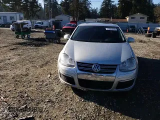2006 Volkswagen Jetta Sedan 2.5L with VIN 3VWSG71K56M740742, listed as a Copart auction lot 42992575 with 180,726 mi miles and Salvage Title. Bid and sale history available at carsss.com. Image 11.