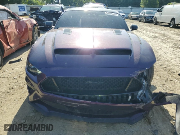 2019 Ford Mustang GT z VIN 1FA6P8CF8K5121018, wystawiony jako Copart lot #56198115 z przebiegiem 59 982 mil mil oraz Szkody całkowita. Historia ofert i sprzedaży dostępna na DreamBid. Obrazek 5.