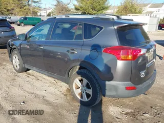 2014 Toyota RAV4 XLE with VIN 2T3RFREV0EW173776, listed as a IAAI auction lot 41644446 with 170,431 mi miles. Bid and sale history available at carsss.com. Image 3.