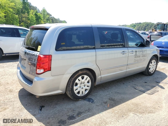 2015 Dodge Grand Caravan SE with VIN 2C4RDGBG8FR657996, listed as a Copart auction lot 52040245 with 186,754 mi miles and Salvage Title. Bid and sale history available at carsss.com. Image 3.