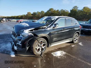 2016 BMW X1 xDrive28i with VIN WBXHT3Z34G4A49039, listed as a Copart auction lot 76438534 with 26,477 mi miles and Non Repairable. Bid and sale history available at carsss.com. Image 1.