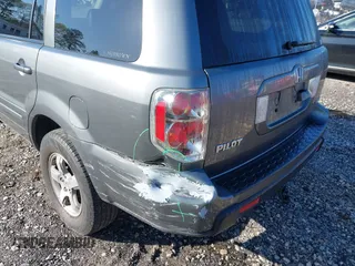 2007 Honda Pilot EX-L with VIN 2HKYF18727H528564, listed as a IAAI auction lot 42010708 with 260,364 mi miles and . Bid and sale history available at DreamBid. Image 6.
