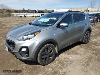 2020 Kia Sportage S with VIN KNDP6CAC0L7657061, listed as a Copart auction lot 52208695 with 113,861 mi miles and Salvage Title. Bid and sale history available at carsss.com. Image 1.