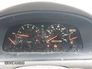 2001 Lexus ES 300 z VIN JT8BF28G410307451, wystawiony jako IAAI lot #42369871 z przebiegiem 290 620 mil mil oraz . Historia ofert i sprzedaży dostępna na DreamBid. Obrazek 15.
