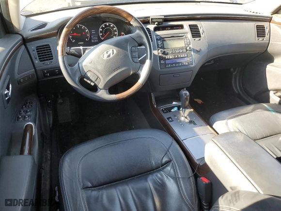 2011 Hyundai Azera Limited with VIN KMHFC4DFXBA552587, listed as a Copart auction lot 82051744 with 78,478 mi miles and Non Repairable. Bid and sale history available at carsss.com. Image 8.