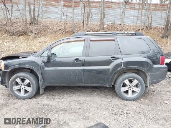 2011 Mitsubishi Endeavor SE z VIN 4A4JN3AS3BE018255, wystawiony jako IAAI lot #41944840 z przebiegiem 181 999 mil mil oraz . Historia ofert i sprzedaży dostępna na DreamBid. Obrazek 14.