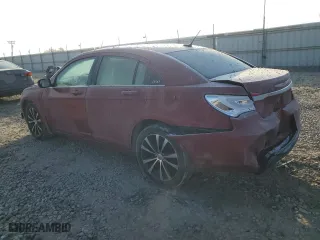 2013 Chrysler 200 Limited with VIN 1C3CCBCG3DN688744, listed as a Copart auction lot 82058314 with 132,135 mi miles and Salvage Title. Bid and sale history available at carsss.com. Image 2.