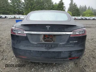 2019 Tesla Model S 75D with VIN 5YJSA1E28KF349241, listed as a Copart auction lot 55279595 with 77,005 mi miles and Salvage title. Bid and sale history available at DreamBid. Image 6.