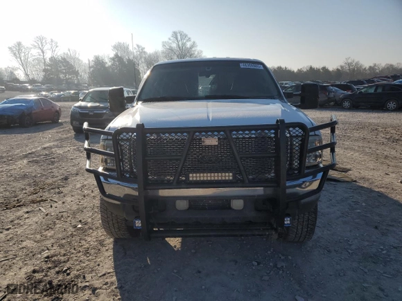 2004 Ford Super Duty F-250 XL with VIN 1FTNW21P94EB29259, listed as a Copart auction lot 48308805 with 0 mi miles and Salvage Title. Bid and sale history available at carsss.com. Image 5.