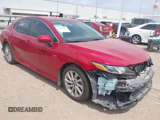 2023 Toyota Camry LE z VIN 4T1C11AK5PU088171, wystawiony jako IAAI lot #41966847 z przebiegiem 53 465 mil mil oraz . Historia ofert i sprzedaży dostępna na DreamBid. Obrazek 1.