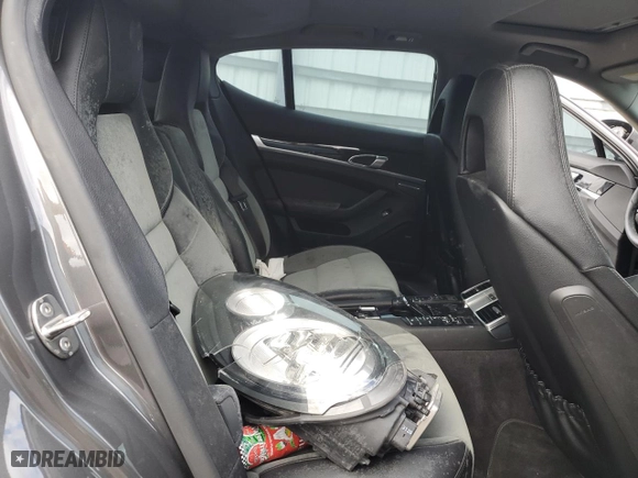 2016 Porsche Panamera S Hybrid with VIN WP0AD2A79GL041137, listed as a Copart auction lot 84948394 with 0 mi miles and Clean Title. Bid and sale history available at carsss.com. Image 10.