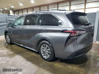 2024 Toyota Sienna XLE with VIN 5TDYRKEC8RS205440, listed as a Copart auction lot 54407305 with 49,934 mi miles and Clean Title. Bid and sale history available at carsss.com. Image 2.