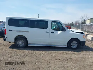 2013 Nissan NV SV z VIN 5BZBF0AA5DN200878, wystawiony jako IAAI lot #42016341 z przebiegiem 138 433 mil mil oraz . Historia ofert i sprzedaży dostępna na DreamBid. Obrazek 14.