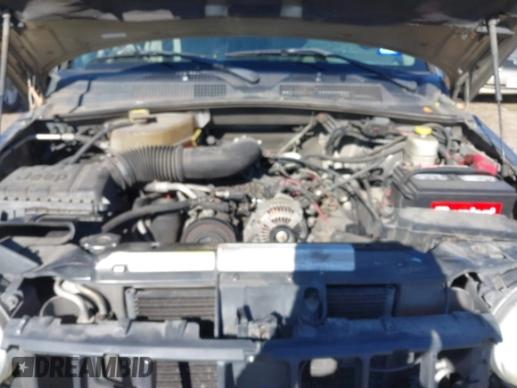 2007 Jeep Liberty Sport with VIN 1J4GK48K77W502284, listed as a IAAI auction lot 41323341 with 223,050 mi miles. Bid and sale history available at carsss.com. Image 10.
