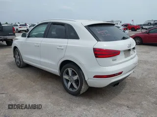 2015 Audi Q3 Premium Plus z VIN WA1EFCFS7FR006939, wystawiony jako IAAI lot #42067797 z przebiegiem 97 663 mil mil oraz . Historia ofert i sprzedaży dostępna na DreamBid. Obrazek 3.