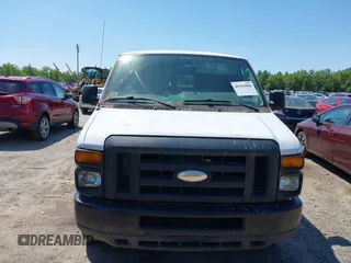 2014 Ford Econoline Cargo Commercial z VIN 1FTNE1EW2EDA43975, wystawiony jako IAAI lot #42416000 z przebiegiem 171 430 mil mil oraz . Historia ofert i sprzedaży dostępna na DreamBid. Obrazek 12.
