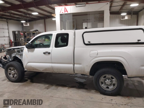 2023 Toyota Tacoma SR с VIN 3TYRX5GNXPT068514, выставлен на аукционе IAAI как лот 41535936 с пробегом 14 304 миль миль и . История ставок и продаж доступна на DreamBid. Изображение 14.