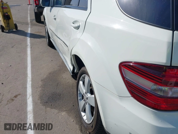 2009 Mercedes-Benz M 350 with VIN 4JGBB86E89A512516, listed as a IAAI auction lot 42078912 with 146,803 mi miles and . Bid and sale history available at carsss.com. Image 17.