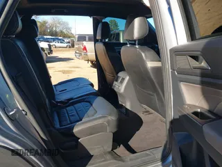 2022 Volkswagen Atlas SEL Premium R-Line with VIN 1V2FE2CA4NC218765, listed as a IAAI auction lot 41103593 with 42,008 mi miles and . Bid and sale history available at DreamBid. Image 8.