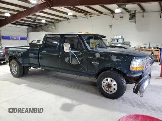 1995 Ford F-350 z VIN 1FTJW35F6SEA60338, wystawiony jako Copart lot #50962515 z przebiegiem 235 177 mil mil oraz Szkoda całkowita • Salvage title. Historia ofert i sprzedaży dostępna na DreamBid. Obrazek 4.