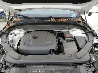 2020 Volvo XC60 Momentum с VIN YV4102RK1L1561825, выставлен на аукционе Copart как лот 47532685 с пробегом 82 337 миль миль и Списание • Salvage title. История ставок и продаж доступна на DreamBid. Изображение 12.