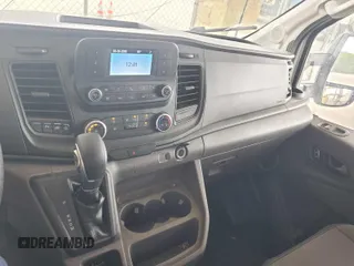 2023 Ford Transit Cargo с VIN 1FTBR1X81PKB13549, выставлен на аукционе IAAI как лот 42556081 с пробегом 68 225 миль миль и . История ставок и продаж доступна на DreamBid. Изображение 18.