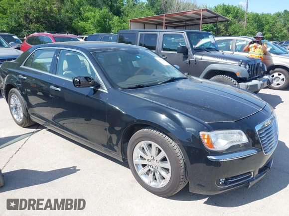 2013 Chrysler 300 with VIN 2C3CCAET5DH650221, listed as a IAAI auction lot 42071848 with 1 mi miles. Bid and sale history available at carsss.com. Image 1.