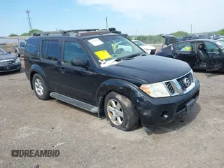 2008 Nissan Pathfinder S z VIN 5N1AR18B88C607033, wystawiony jako IAAI lot #42237879 z przebiegiem 149 870 mil mil oraz . Historia ofert i sprzedaży dostępna na DreamBid. Obrazek 1.