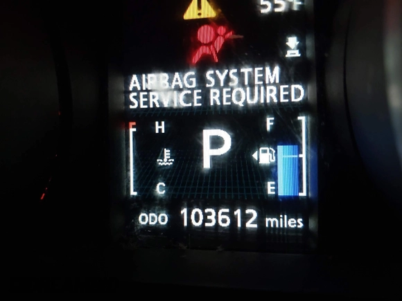 2015 Mitsubishi Outlander Sport ES with VIN 4A4AR3AU1FE043294, listed as a IAAI auction lot 41920523 with 103,612 mi miles. Bid and sale history available at carsss.com. Image 16.