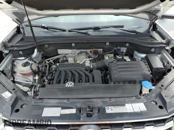 2018 Volkswagen Atlas Launch Edition with VIN 1V2BR2CA4JC500319, listed as a Copart auction lot 55771225 with 76,511 mi miles and Salvage title. Bid and sale history available at DreamBid. Image 12.