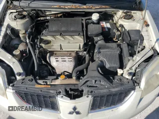 2006 Mitsubishi Galant ES z VIN 4A3AB36F26E060298, wystawiony jako Copart lot #75908214 z przebiegiem 199 665 mil mil oraz Szkoda całkowita • Salvage title. Historia ofert i sprzedaży dostępna na DreamBid. Obrazek 11.