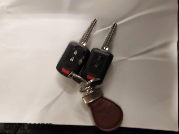 2023 Mitsubishi Outlander ES z VIN JA4ARUAU4PU002950, wystawiony jako IAAI lot #41549107 z przebiegiem 34 028 mil mil oraz . Historia ofert i sprzedaży dostępna na DreamBid. Obrazek 11.