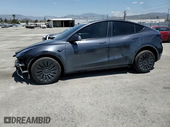 2024 Tesla Model Y Long Range with VIN 7SAYGDEE6RA226035, listed as a Copart auction lot 52539375 with 14,220 mi miles and Salvage title. Bid and sale history available at DreamBid. Image 14.