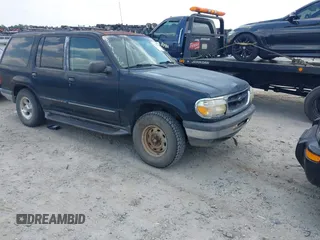 1998 Ford Explorer XL z VIN 1FMZU32E6WZB87167, wystawiony jako IAAI lot #42291247 z przebiegiem 297 798 mil mil oraz . Historia ofert i sprzedaży dostępna na DreamBid. Obrazek 1.
