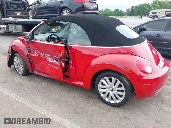 2008 Volkswagen Beetle SE с VIN 3VWRF31Y48M407840, выставлен на аукционе IAAI как лот 42381696 с пробегом 148 892 миль миль и . История ставок и продаж доступна на DreamBid. Изображение 3.