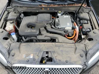 2018 Lincoln MKZ Hybrid Premiere z VIN 3LN6L5KU5JR618555, wystawiony jako Copart lot #56210985 z przebiegiem 136 148 mil mil oraz Szkoda całkowita • Salvage title. Historia ofert i sprzedaży dostępna na DreamBid. Obrazek 11.