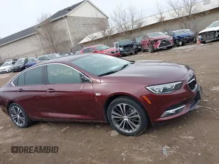2018 Buick Regal Essence с VIN W04GP6SX2J1137227, выставлен на аукционе IAAI как лот 41657402 с пробегом 68 371 миль миль и . История ставок и продаж доступна на DreamBid. Изображение 13.