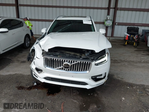 2021 Volvo XC90 Inscription Expression with VIN YV4BR0CK4M1692515, listed as a IAAI auction lot 42418905 with 54,404 mi miles and . Bid and sale history available at DreamBid. Image 6.