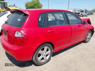 2008 Kia Spectra with VIN KNAFE161585012982, listed as a IAAI auction lot 41988200 with 159,875 mi miles. Bid and sale history available at carsss.com. Image 4.