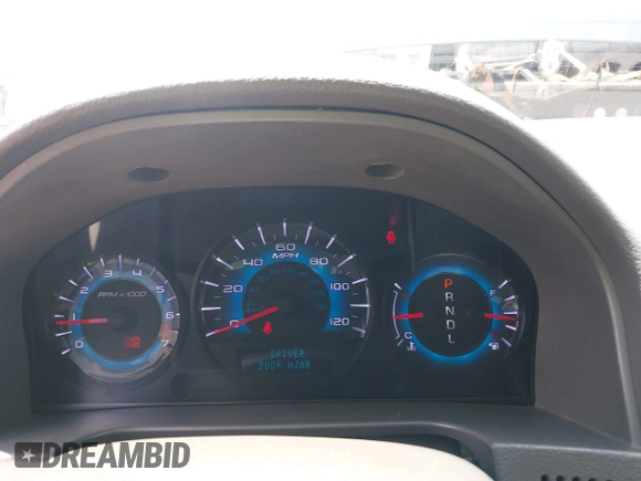 2012 Ford Fusion SE with VIN 3FAHP0HAXCR190170, listed as a IAAI auction lot 42641299 with 180,760 mi miles and . Bid and sale history available at DreamBid. Image 7.