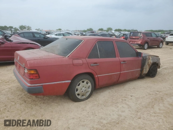 1993 Mercedes-Benz 300 with VIN WDBEA28E4PB866246, listed as a Copart auction lot 50923105 with Not Provided miles and Non Repairable. Bid and sale history available at DreamBid. Image 3.