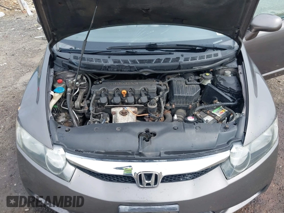 2009 Honda Civic z VIN 1HGFA15999L023648, wystawiony jako IAAI lot #42292289 z przebiegiem 279 822 mil mil oraz . Historia ofert i sprzedaży dostępna na DreamBid. Obrazek 10.