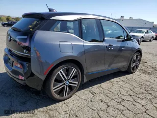 2018 BMW i3 with VIN WBY7Z4C54JVD95955, listed as a Copart auction lot 69972074 with 0 mi miles and Salvage Title. Bid and sale history available at carsss.com. Image 3.