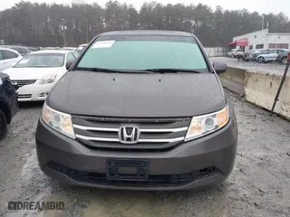 2011 Honda Odyssey EX-L with VIN 5FNRL5H6XBB100535, listed as a IAAI auction lot 41544196 with 261,000 mi miles. Bid and sale history available at carsss.com. Image 12.