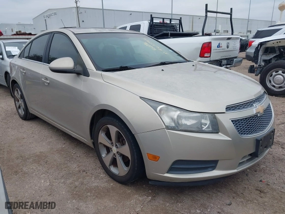 2011 Chevrolet Cruze LT w/2LT with VIN 1G1PG5S90B7273221, listed as a IAAI auction lot 41633466 with 171,106 mi miles. Bid and sale history available at carsss.com. Image 1.