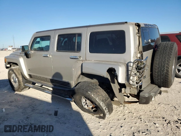 2007 Hummer H3 SUV with VIN 5GTDN13E078199569, listed as a Copart auction lot 85874234 with 204,754 mi miles and Salvage Title. Bid and sale history available at carsss.com. Image 2.