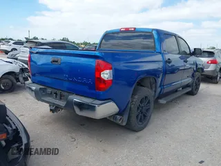 2018 Toyota Tundra 2WD SR5 with VIN 5TFEY5F16JX232154, listed as a IAAI auction lot 42025962 with 1 mi miles. Bid and sale history available at carsss.com. Image 4.