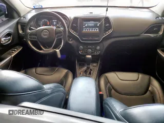 2019 Jeep Cherokee Altitude with VIN 1C4PJLLB3KD184565, listed as a Copart auction lot 58046345 with 91,618 mi miles and Salvage title. Bid and sale history available at DreamBid. Image 8.