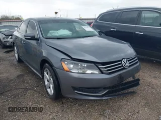2013 Volkswagen Passat SE z VIN 1VWBH7A34DC144185, wystawiony jako IAAI lot #41930972 z przebiegiem 232 679 mil mil oraz . Historia ofert i sprzedaży dostępna na DreamBid. Obrazek 1.